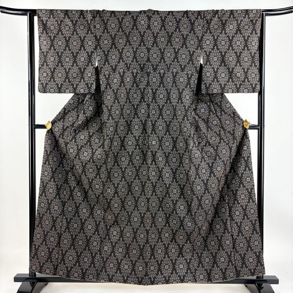 紬 身丈155cm 裄丈61.5cm 正絹 名品 【中古】 紬 身丈159.5cm 裄丈64cm M 袷 花 焦茶色 正絹 秀品 中古 在庫一掃