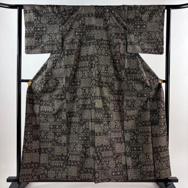 紬 身丈159cm 裄丈63.5cm S 袷 華文 花唐草 焦茶色 正絹 美品 秀品