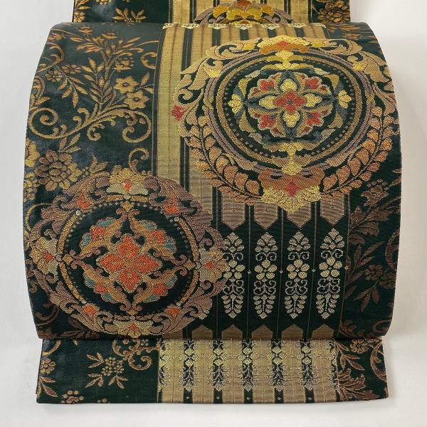 美品 袋帯 逸品 紋屋井関 落款あり 御寮織 華文 花唐草 金糸 箔 深緑
