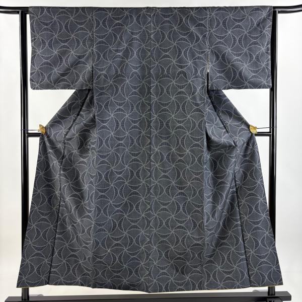 紬 身丈154.5cm 裄丈62cm S 袷 幾何学 黒灰 正絹 美品 秀品 中古