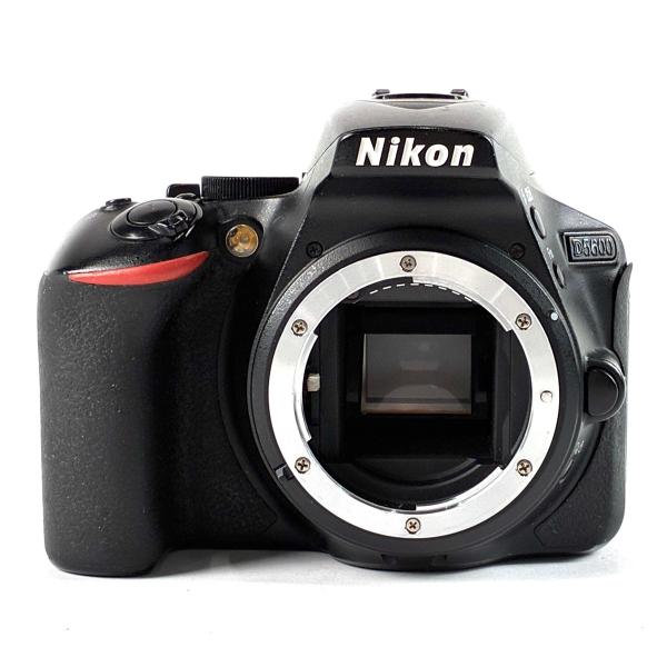 ★ほぼ新品★　Nikon ニコン デジタル一眼レフカメラ D5600 ボディ ニコン Nikon D5600 ボディ デジタル 一眼レフカメラ 中古 : リユース