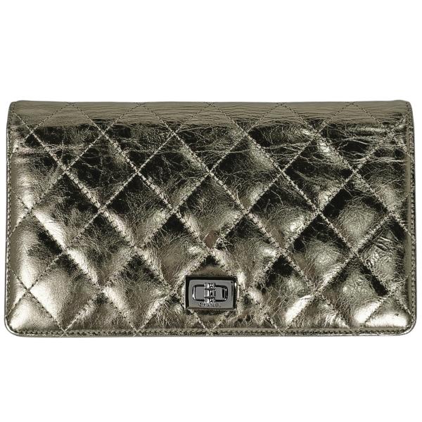 CHANEL（シャネル） CHANEL 2.55ライン 二つ折り 長財布 マトラッセ
