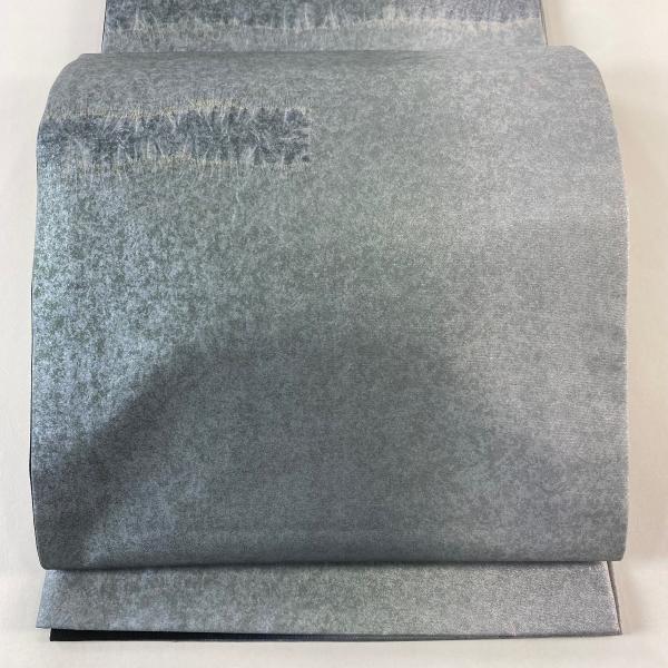 美品 袋帯 名品 証紙あり かけろま珊瑚 大島紬地 幾何学模様 銀彩 絞り