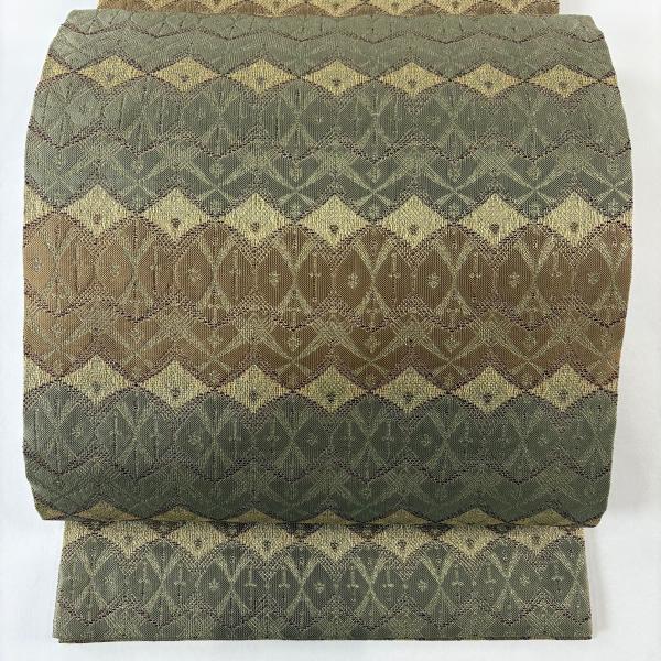 美品 開き名古屋帯 秀品 幾何学 金糸 薄茶色 正絹 中古 : リユース