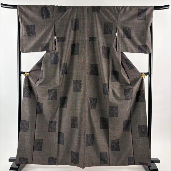 美品 大島紬 身丈164cm 裄丈67cm M 袷 純泥染 証紙あり 色紙 草花 焦