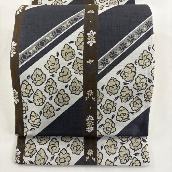 美品 袋帯 秀品 草花 斜縞 刺繍 灰色 全通 正絹 中古 : リユース