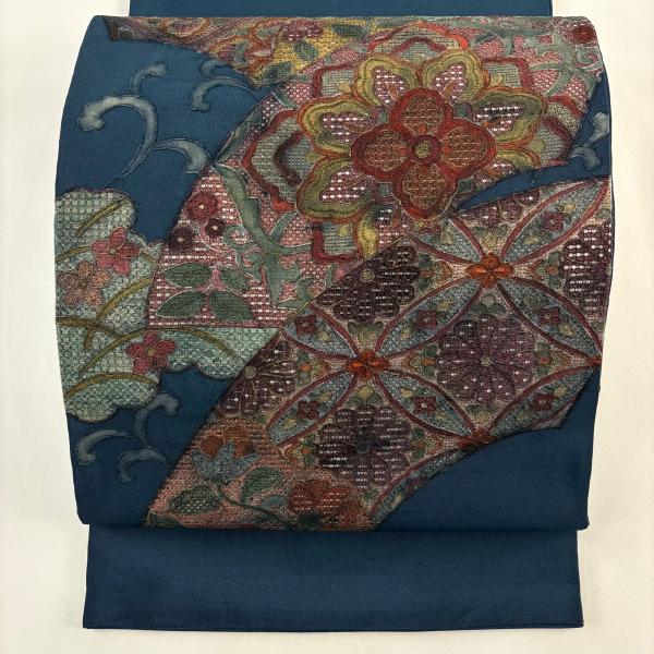 美品【洒落袋帯】袋帯★正絹 太鼓柄⭐︎訪問者 洒落着　★中古 袋帯 秀品 華文 七宝 刺繍 紺色 お太鼓柄 正絹 中古 : リユース