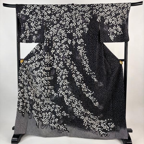 未使用品 訪問着 絞り 黒 枝垂れ桜 身丈162cm 裄丈67cm お洒落 袷 訪問着 身丈167cm 裄丈67.5cm L 袷 枝垂れ桜 総絞り 黒 正絹 名品 中古