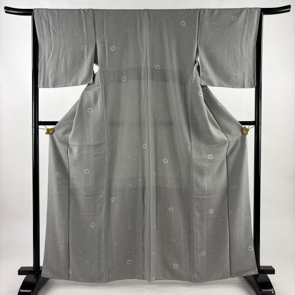 美品 小紋 身丈163cm 裄丈66cm M 袷 茶器 花 絞り 灰色 正絹 秀品 中古