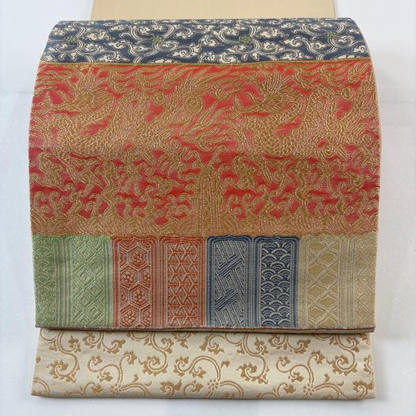 美品 袋帯 逸品 龍村晋 落款あり 龍 花唐草 金銀糸 ベージュ お太鼓柄