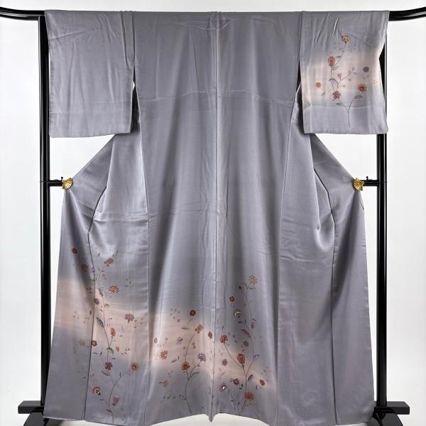 付下げ 身丈162.5cm 裄丈66cm M 袷 草花 霞 ぼかし 灰紫 正絹 秀品