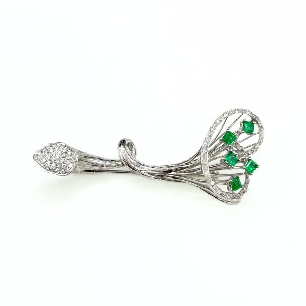 エメラルド デザインブローチ WG ホワイトゴールド メレダイヤ