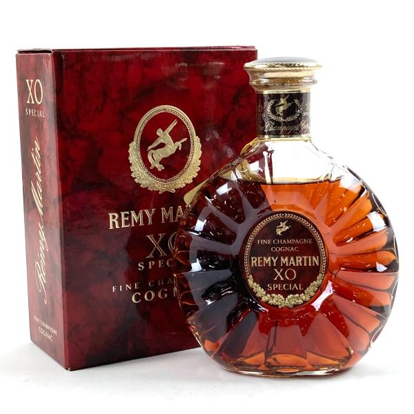 【メーカー名】レミーマルタン【ブランド状態ランク】ランクAB【品名】XO スペシャル 旧 クリアボトル【原産国】フランス【容量】700ml【アルコール度数】40％【コメント】【状態】スレ、汚れ、箱汚れ、箱傷み※ボトルに目立ったキズ等はござい...