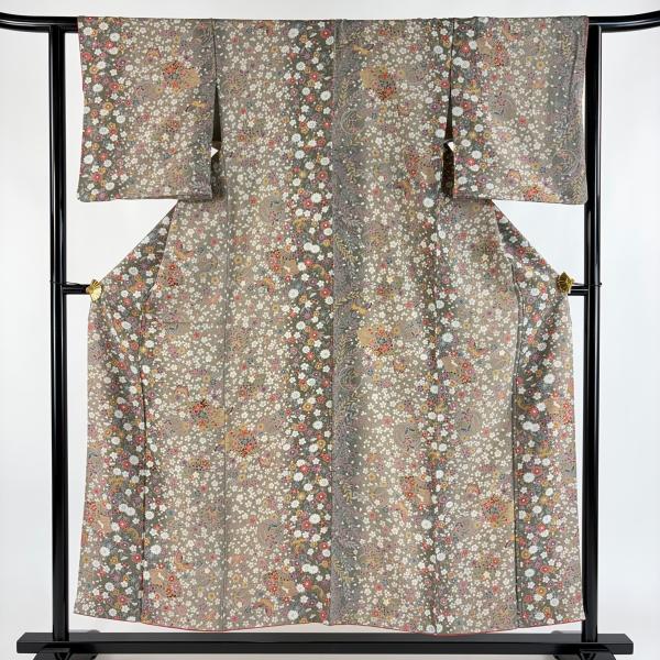 美品 小紋 身丈154cm 裄丈61.5cm S 袷 蝶 草花 金彩 灰緑 正絹 優品