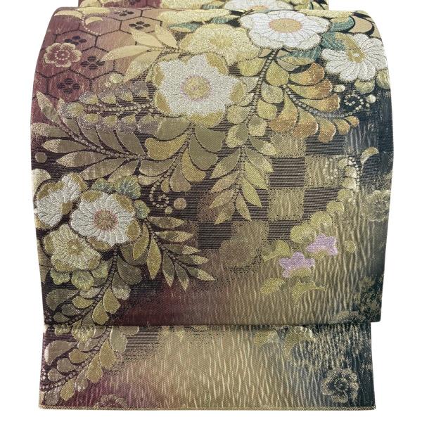袋帯 引箔 縦柄の美しい松菱模様 金銀糸 滅紫色 O-4746 楽天市場】【お得なクーポン配布中】 袋帯 引箔 縦柄の美しい松菱模様