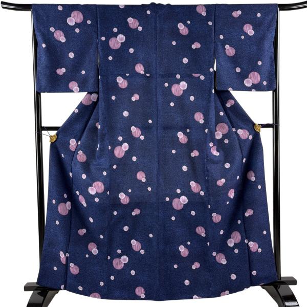 美品 小紋 身丈164cm 裄丈66cm M 袷 洗える着物 丸文 幾何学模様 紺色 化繊 優品 中古