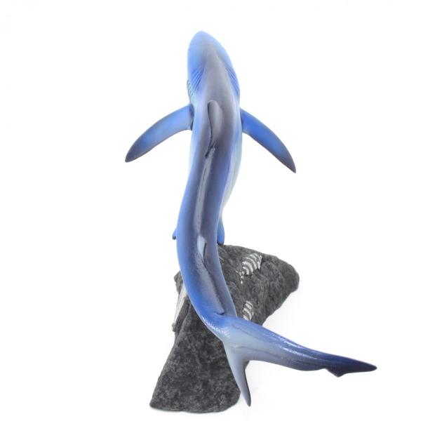 ヨシキリザメ フィギュア Blue shark（フィッシュカービング）※受注 