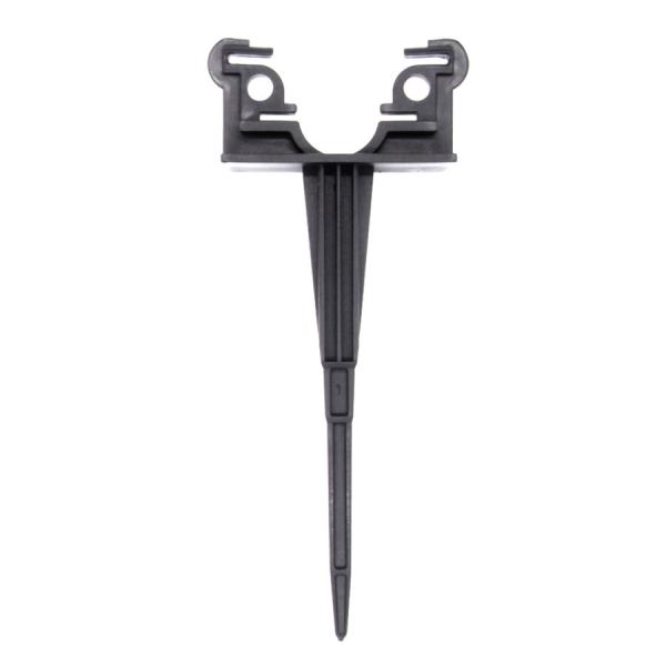 潅水チューブが風でばたついたりしないように地面に固定したり、マルチフィルムと潅水チューブが接地しないようにするための保持具です。また、1m間隔に立てた19mmの直管パイプにペグ部を差し込むことによって、潅水チューブを地上部に持ち上げて設置す...