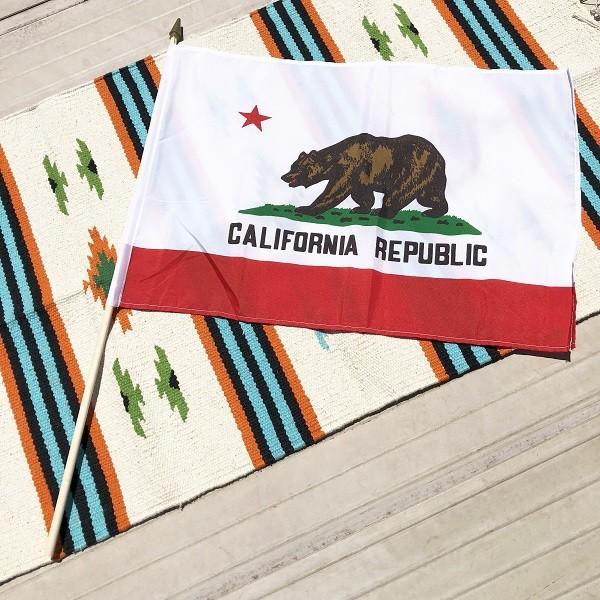 カリフォルニア州旗のスティックフラッグ 西海岸インテリア 西海岸雑貨 Kb 11 西海岸雑貨のkalifornia Boardwalk 通販 Yahoo ショッピング