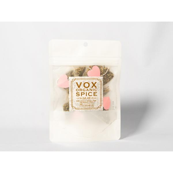 テトラタイプのティーバッグです。袋サイズ：横130mm×縦180ｍｍ原材料：有機カモミール（エジプト）、有機リンデン、有機ペパーミント、有機レモンバーム、有機ジンジャーカモミールの香りで心安らぐひとときを。可愛らしいハートのタグでハーブティ...