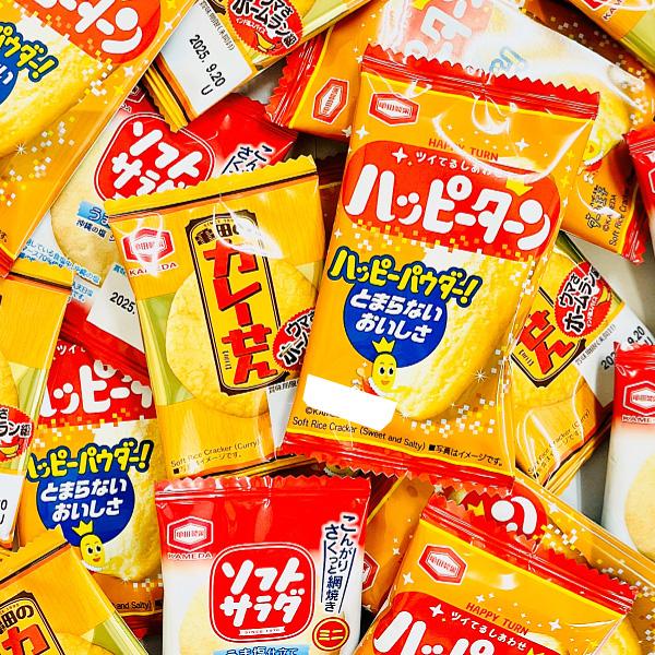 他サイト： 1袋17円！　ハッピーターン カレーせん ミニ ソフトサラダ ミニ 3種類入った合計450袋 詰め合わせ セット 亀田製菓 送料無料 せんべい 訳あり ばらまきの商品画像