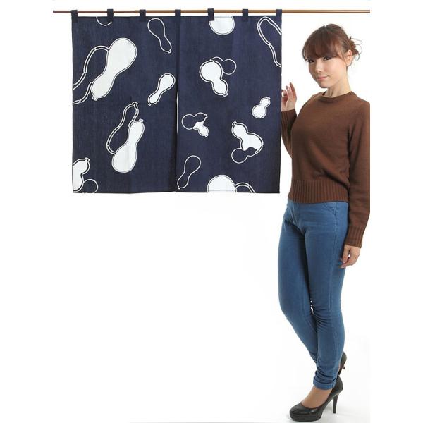 ̂  g a  䏊  ̂ 85×75cm Z\