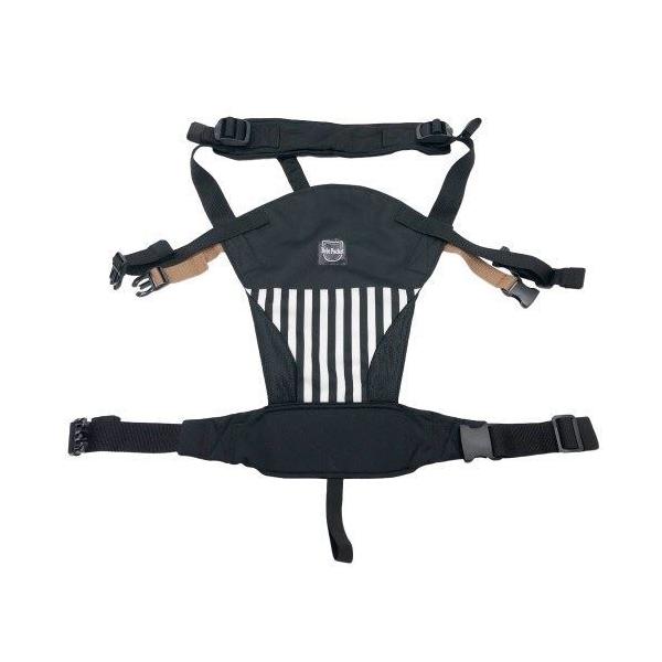 Bebe Pocketは5WAYなのに、コンパクトで装着の負担も軽減した独自の構造の抱っこ紐。 前向き抱っこやチェアベルトにもなるのでこれ1つで赤ちゃんとのお出かけのお悩みが解決します。 プレミアムメッシュは、赤ちゃんごきげん&amp;パパ...