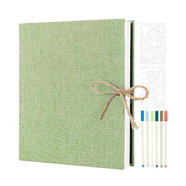 商品の仕様 アルバムサイズ：21*27*4CM　フリー台紙サイズ：18*26CM 30枚/60ページ 梱包内容：写真アルバム*1冊*デコシート*6枚*カラーペン*6本 粘着式アルバム 粘着性があるフリー台紙だから、Lサイズ、2Lサイズ、KG...