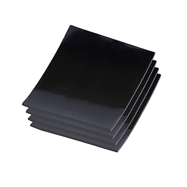 *貼りつけるだけの簡単シールタイプ：裏面が接着面になっているので、保護シールを剥がして貼りつけるだけと簡単に使えます。直接カーペットやラグに貼りつけることもできますよ。*耐久性・防音性・通気性にすぐれています：指で押すとクッション性のあるや...