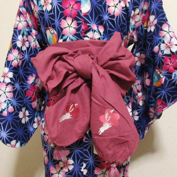 半幅帯 大人の兵児帯 うさぎ うさぎのお軽 麻の葉 着物 浴衣 1160 楽天市場】半幅帯 浴衣帯 ゆかた帯 正絹 桐生織 灰色 グレー