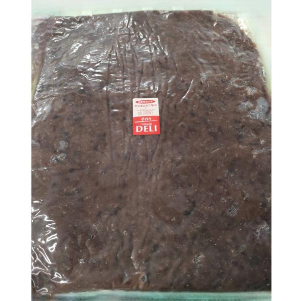 【商品について】北海道産の小豆を使い、すべて手作業で丁寧に仕上げた粒あんです。甘味料や酸化防止剤などの添加物は一切使用せず、小豆・砂糖・塩のみで炊き上げました。甘さ控えめでやさしい味わいが特徴で、バタートーストやぜんざいなど幅広くお楽しみい...