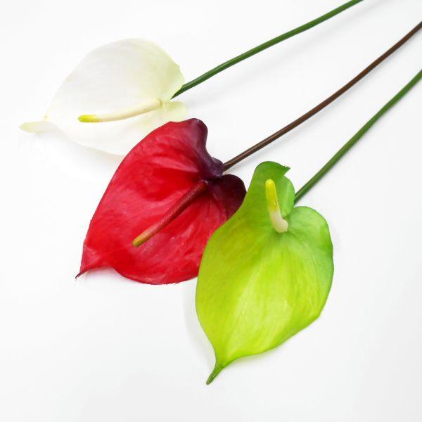 アンスリウムの造花。フラワーアレンジ等に。花首を曲げてお飾り下さい。花径：約14 X 11cm全長：約55cm（茎の長さ）※茎を曲げて梱包する場合がございます。あらかじめご了承下さい。造花 アンスリウム アンスリューム アンセリウム 造花ト...