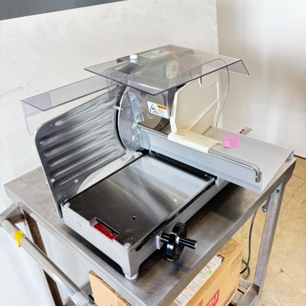 一部地域別途送料有【中古】 パンスライサー ハクラ精機 AT700Z 2023年製 幅590×奥行565×高320mm (No.a590) 業務用 厨房機器
