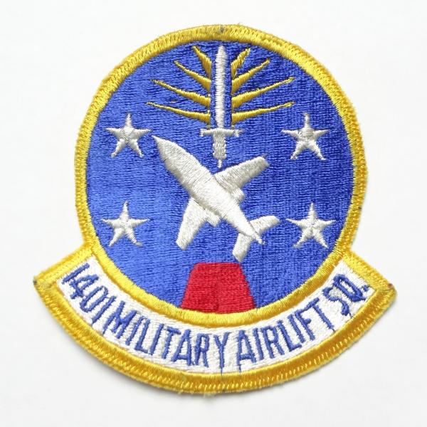 USAF 1401 MILITARY AIRLIFT SQ ワッペン 米空軍 部隊章 ヴィンテージ 刺繍 ミリタリー デッドストック 爆買