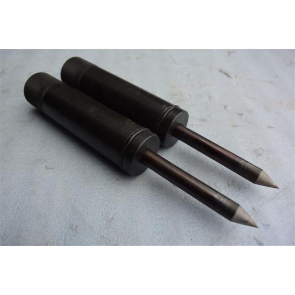 商品名　　　　ワーカー手動ポンチ状態　　　　　新品長期在庫特価品通常　１ケ4,000〜4,500するものです　２ケセット価格です内部のスプリングによりハンマーを使用しなくても先端が押さえるだけでマーキングができます。長期在庫のため特価価格で...