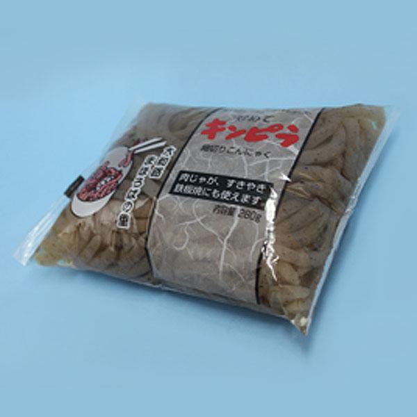 きんぴら用にカットされたこんにゃくで、調理の手間を省くことができます。食べやすいサイズにカットしています。肉じゃが・すき焼き・鉄板焼にも使えます。内容量：２８０ｇ【普通便】