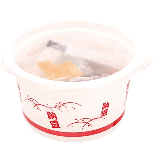 冷凍カップ納豆。大豆は、米国産極小粒大豆使用。たれは、かつおと昆布のあわせだれを使い、また、納豆にあう和からしも添付しております。内容量：３０ｇ×５０個　【冷凍便】