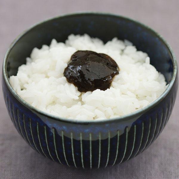旨味が強く深い味わいが特徴のアマノリを１００％使用し、一食袋に詰めました。着色料無添加。一食個装により使い切りができ、衛生的に保存ができ、もち運びにも便利です。内容量：６００ｇ（６ｇ×１００）【普通便】