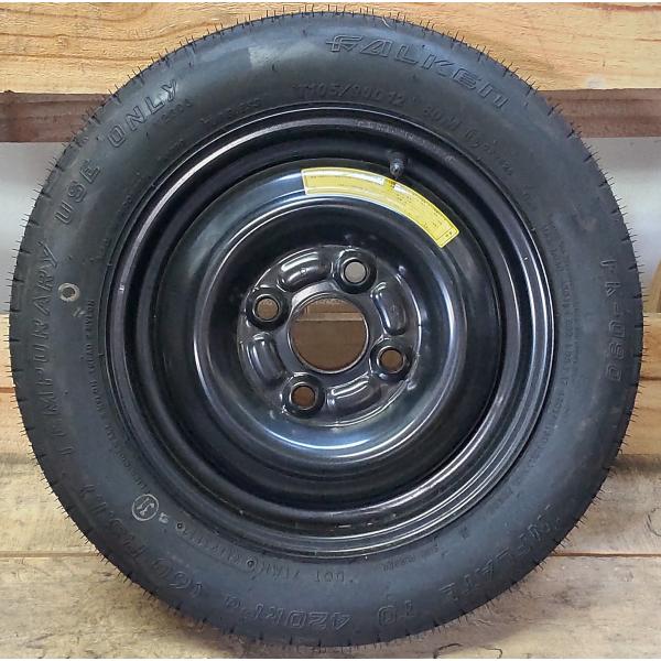 パッソ　T115/70D14 スペアタイヤ トヨタ（TOYOTA） スペアタイヤ パッソ T115/70D14 88M DUNLOP 2006年
