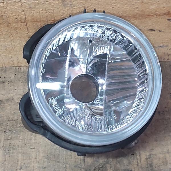 右 フォグランプ スバル ステラ リベスタ RN1 H20/3 15342 1017 KoiTo 114-77828 84501SC010 中古