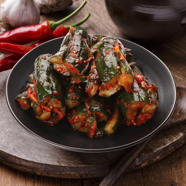 名称自家製キュウリキムチ原材料名キュウリ(日本産)、生姜(日本産)、砂糖、食塩、ニンニク、カナリエキス、ねぎ、ゴマ内容量500g賞味期限別途記載保存方法冷蔵(10℃以下)で保存してください。製造者(株)世亜企画　埼玉県戸田市笹目8-10-1...