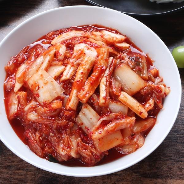 商品名 [自家製]白菜キムチ品目 白菜キムチ原材料 白菜(中国)、 大根(中国)、 麦芽糖、 生姜、塩、 唐辛子粉、 にんにく(中国)、 玉ねぎ、 砂糖、 魚エキス,ニラ、 りんごのエキス、 エビエキス、 調味料(グルタミン酸ナトリウム)内...