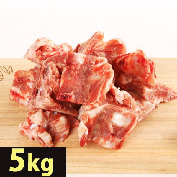 名称豚背骨内容量約5kg賞味期限別途記載保存方法要冷凍（-18℃以下で保存してください）原産国名日本：産地は仕入れ状況により異なる場合があります。特徴じっくり煮込むとコクのあるスープが出来上がります。韓国では主にジャガイモ鍋のスープとして使...