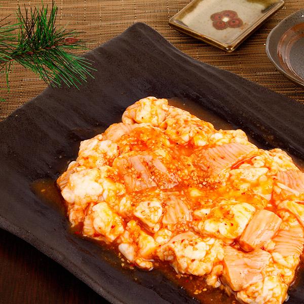 名称味付け牛シマ腸 原材料名牛大腸（メキシコ産）、ホルモンソース 内容量400g 賞味期限別途記載 保存方法冷凍保存（-18℃以下） 製造者(株)世亜企画 埼玉県戸田市笹目8-11-14 注意※パッケージデザインは予告なく変更になる場合がご...