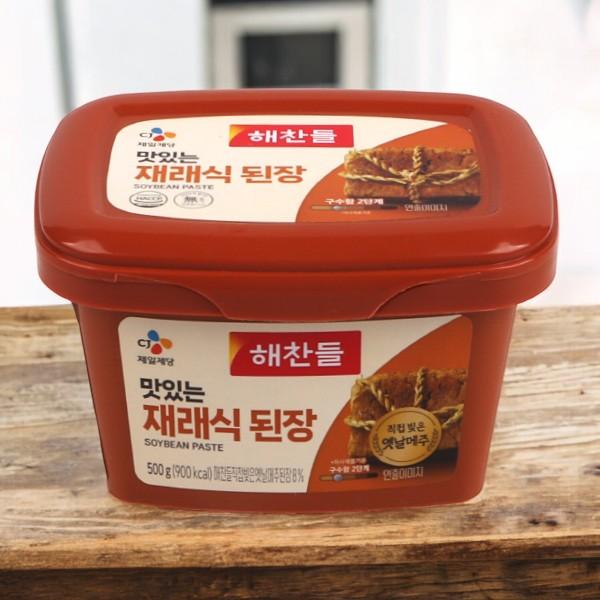 商品名 在来式テンジャン食品類型 味噌類原産国名 韓国内容量 500g主原料 大豆、 小麦粉、 食塩、小麦、 野菜スープ、 脱脂大豆粉、 麹、大豆粉/酒精、 調味料(核酸等)、 (一部に小麦? 大豆を含む)賞味期限 別途記載保管方法 直射日...