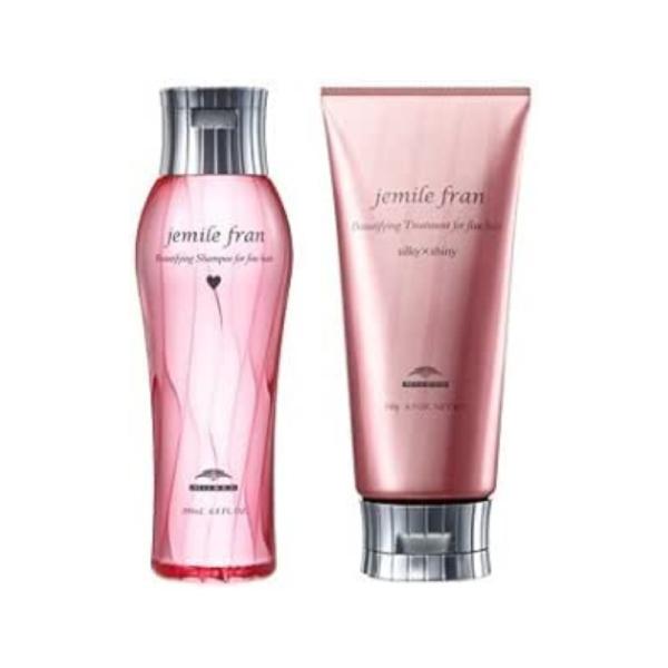 H シャンプー (ハート)軟毛の方向けに特別に設計されており、エラスティックコラーゲンが髪に弾力を与え、ふわっとした絡まりにくい髪質へと導きます。さらに、微細ヒアルロン酸とCMADKという二つの強力な成分が、髪に豊富なうるおいを供給し、その...