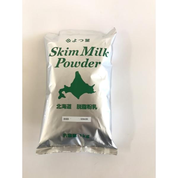 ●北海道産生乳100%を使用した保存性と栄養価に優れた脱脂粉乳です。良質な生乳を使用しているので、コクや風味を目的とした製菓製パン、料理などに幅広くご使用頂けます。また、脱脂粉乳10gを90mlの水またはぬるま湯で溶くと約10ml無脂肪牛乳...