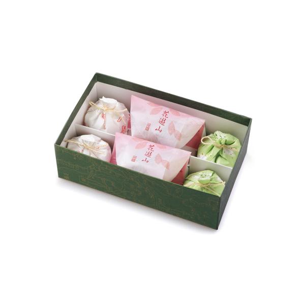季節のお菓子を詰合せたおすすめの一箱です。【一壺天（いっこてん）】ほっくり炊き上げた栗を丸ごと一粒、極上の大納言小豆の餡で包みました。【花遊山（はなゆさん）】桜葉香る道明寺に、ほんのり甘いこし餡を。春の陽気に誘われて、そんな心浮き立つ景色を...