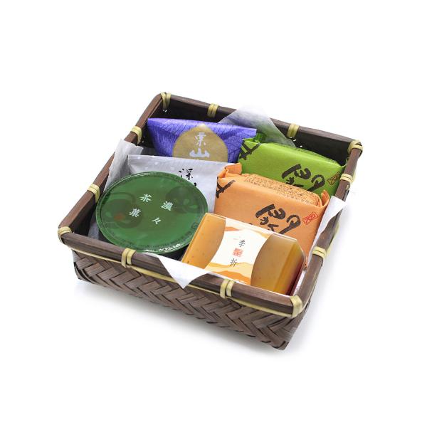 送料無料　博物館級大珍品　江戸期豊楽焼　香盒　共箱 0520222734_628797468f04d.jpg
