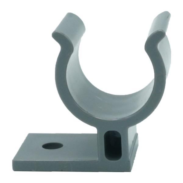 ・規格：VP用・サイズ：20Ａ・材質：塩ビ・パイプの付け外しがしやすいVP20パイプを壁面に沿って固定するための部品です。片側にのみ支えがあるU字型アームで、パイプを包み込んで保持します。取付面に当て、ビスまたは接着剤で固定します。浄化槽や...